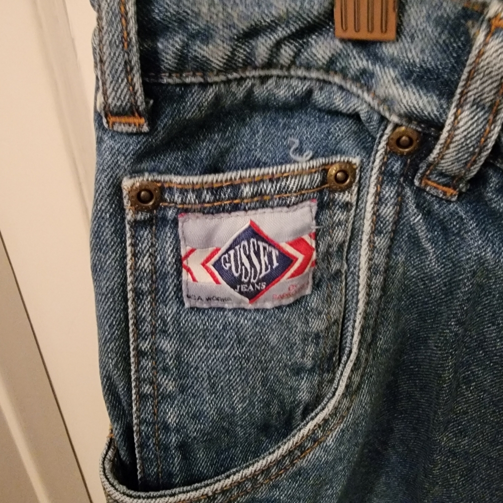 Diamond Gusset carpenter work jeans. Condition is very good. Size is 36x36